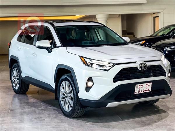 Toyota for sale in Iraq